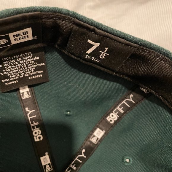 Oakland A's New Era fitted cap size 7 1/8" - Picture 2 of 2